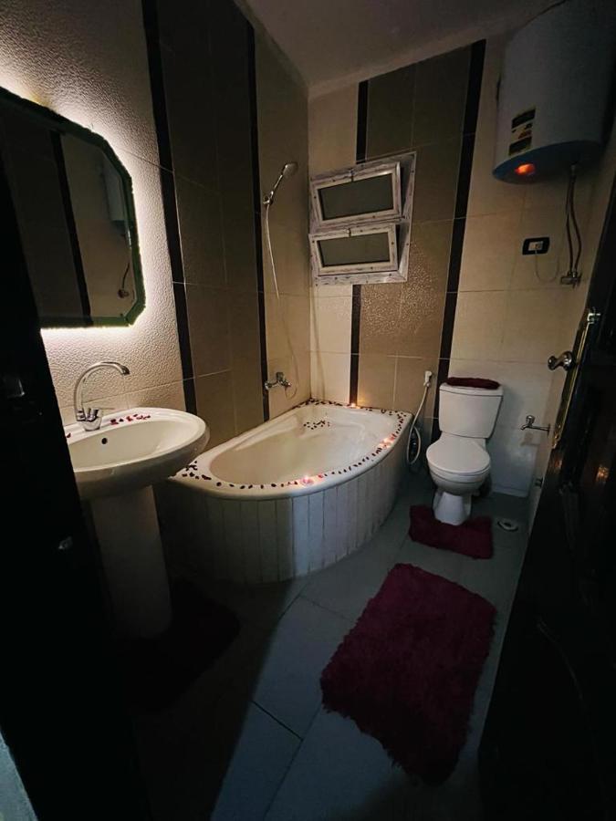 Momen Pyramids Inn Kafret el-Gabal Екстериор снимка