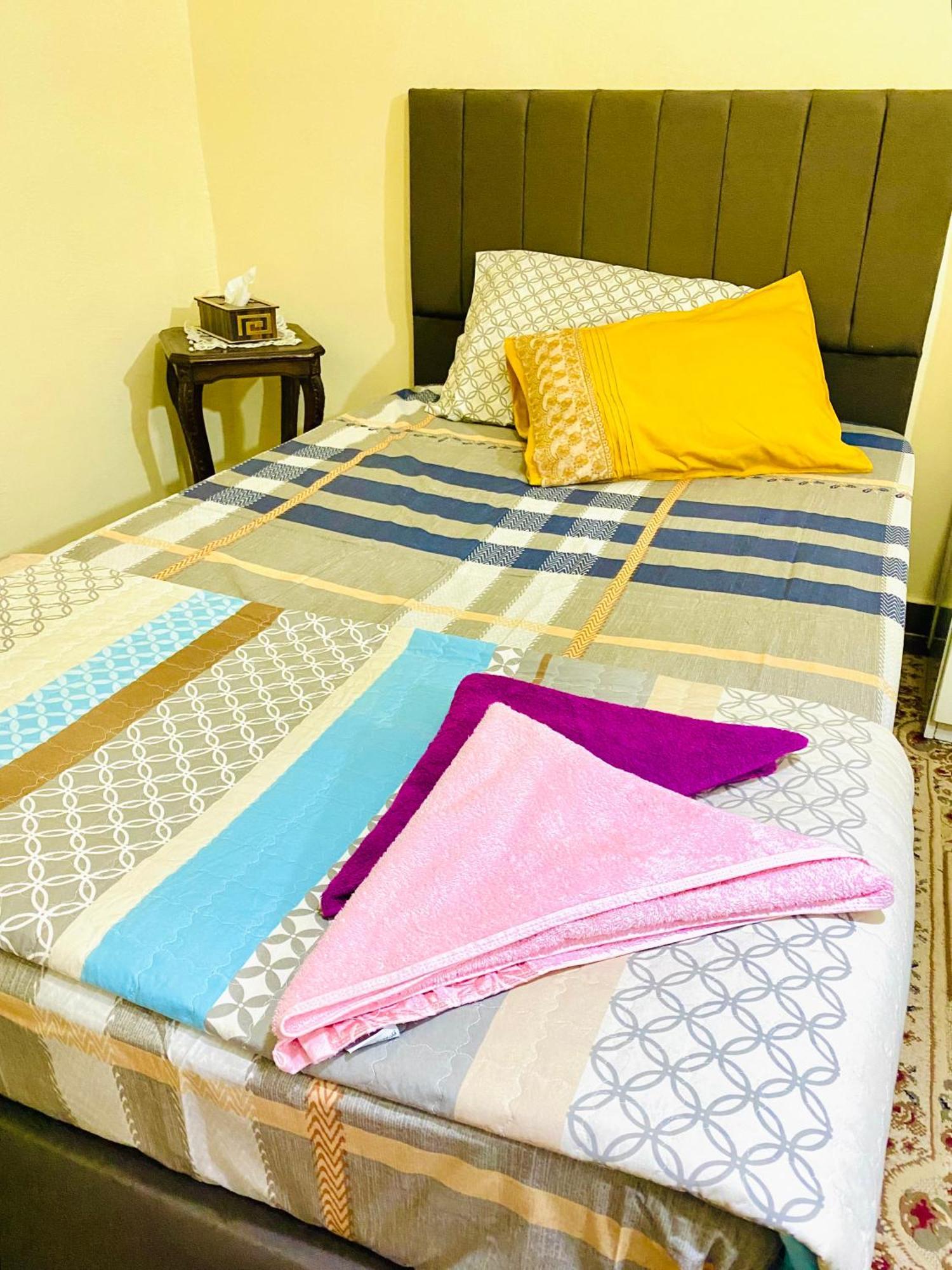 Momen Pyramids Inn Kafret el-Gabal Екстериор снимка